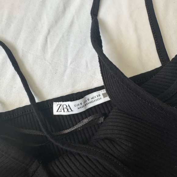 Zara Black Asymmetrical Tank Top - Picture 2 of 2